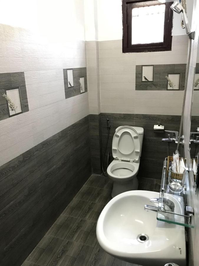 Holly Hostel Далат Екстер'єр фото